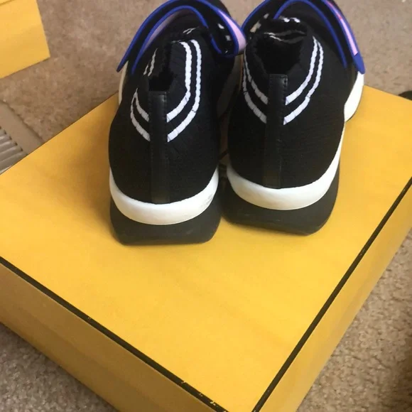 Fends Sneakers - Picture 4 of 7